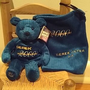 Salvino's Bammers Yankees Derek Jeter 2000 Bear w/ Bag #0017
